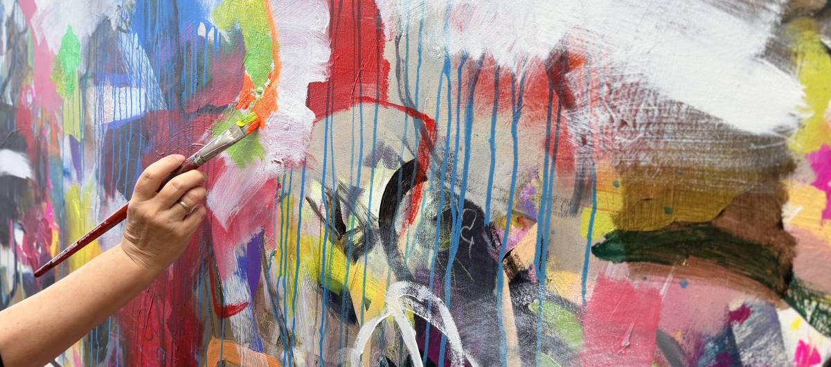 Ina Bachem beim Malen